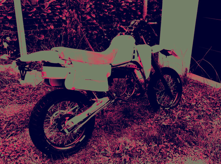 Des jantes supermotard pour la Suzuki 125 TSX